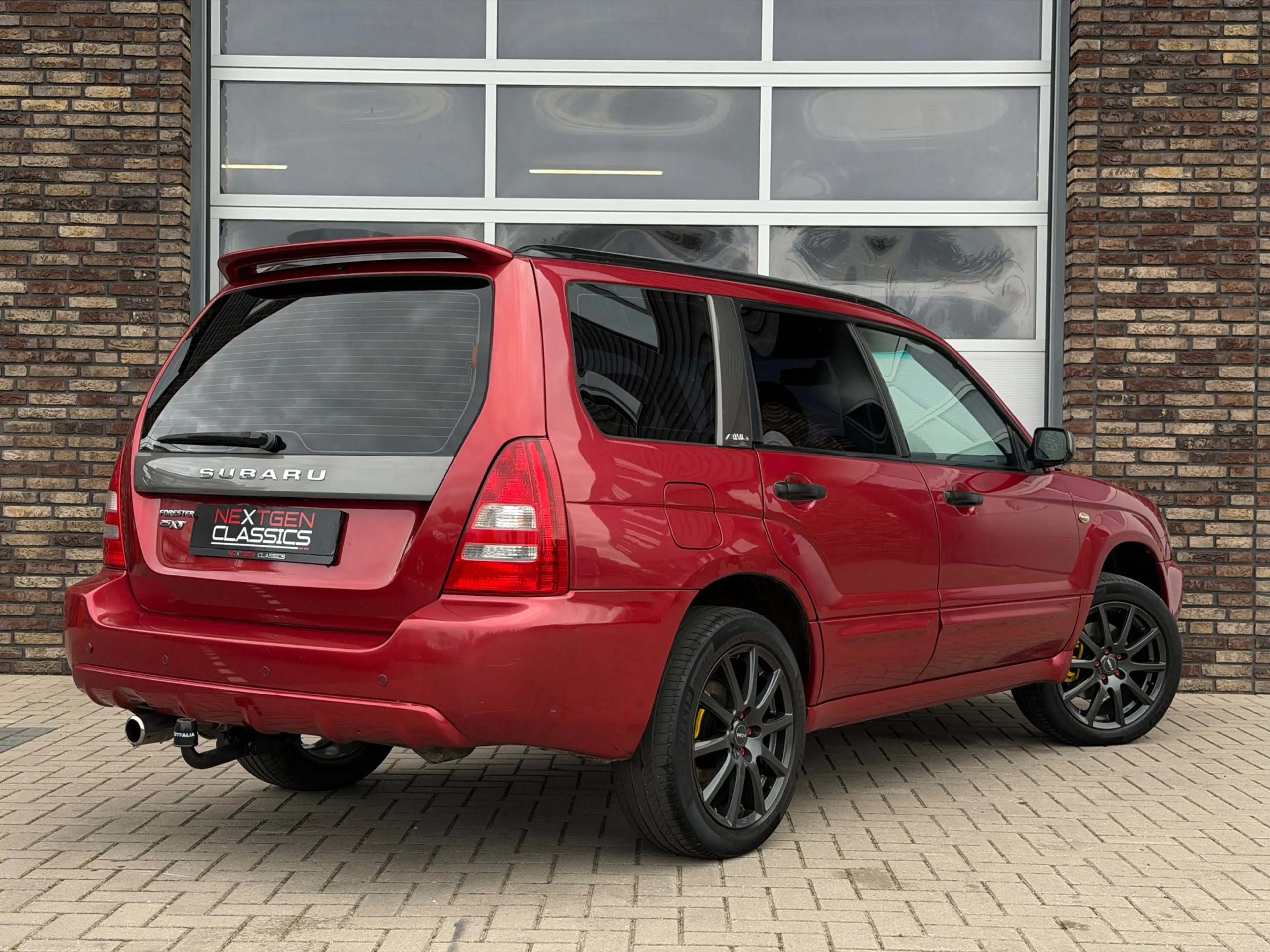 Subaru Forester 2.5 AWD XT — photo 14