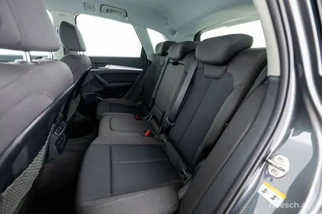 Audi Q5 view 7