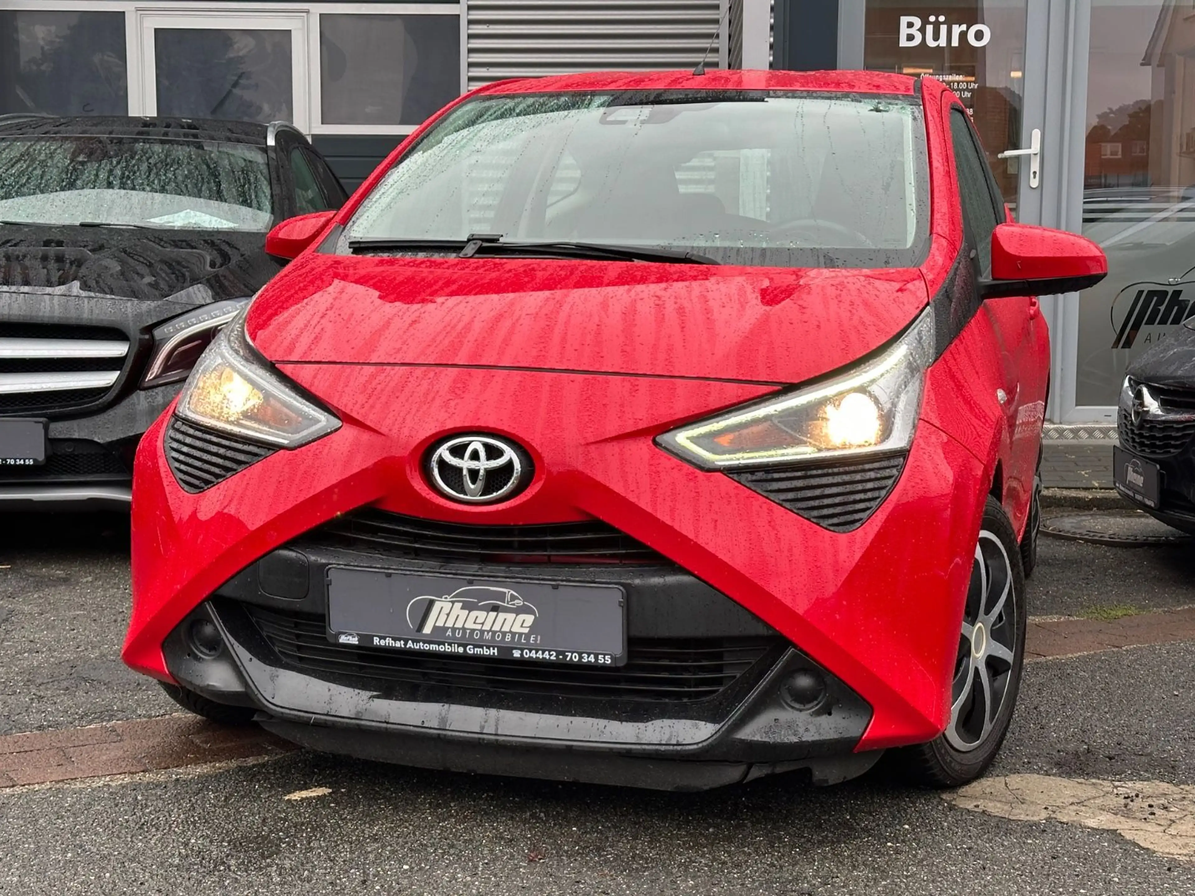 Toyota Aygo AYGO x-play*NAVI*KAMERA*LED*KLIMA*