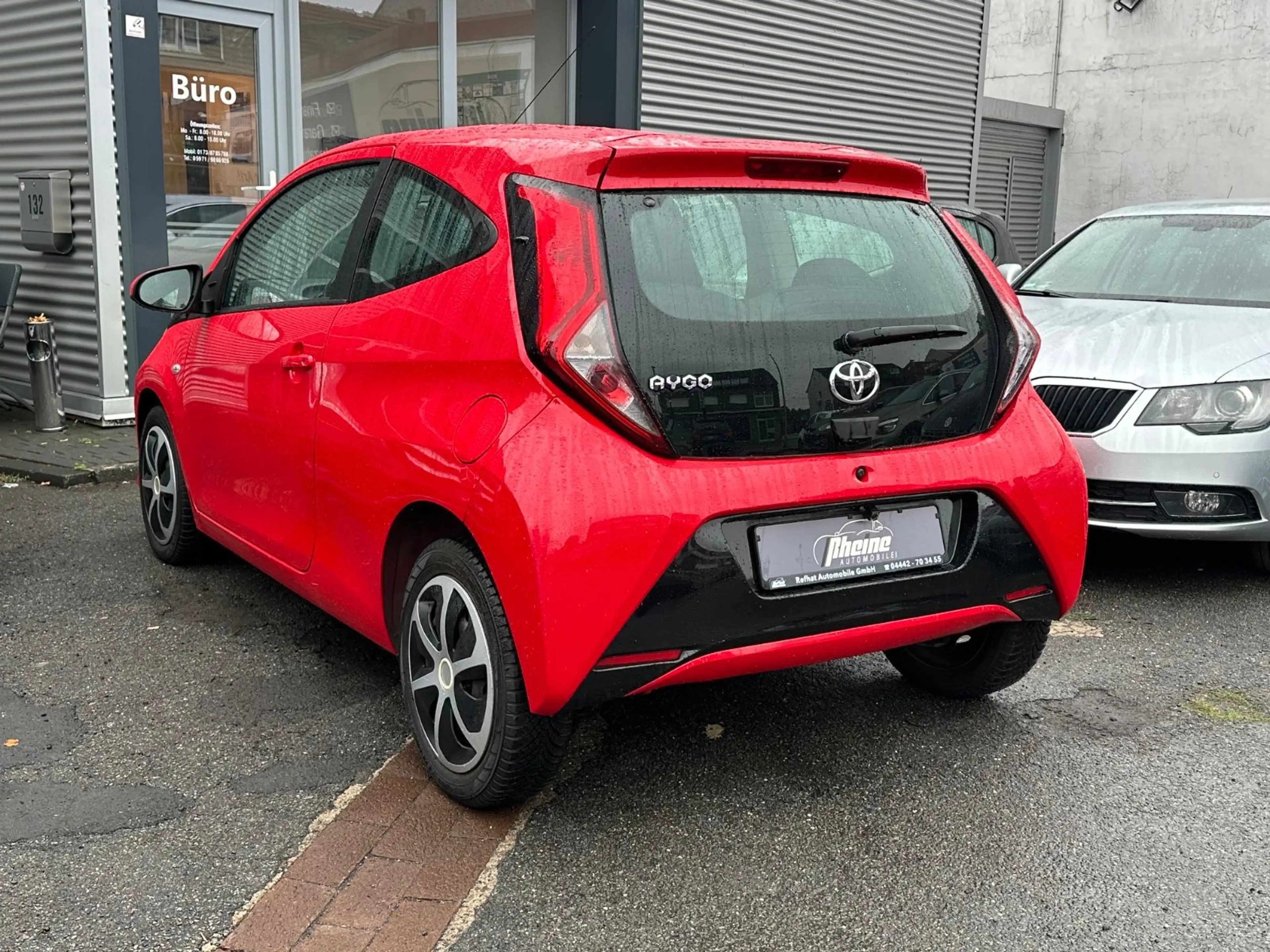 Toyota Aygo AYGO x-play*NAVI*KAMERA*LED*KLIMA* — photo 7
