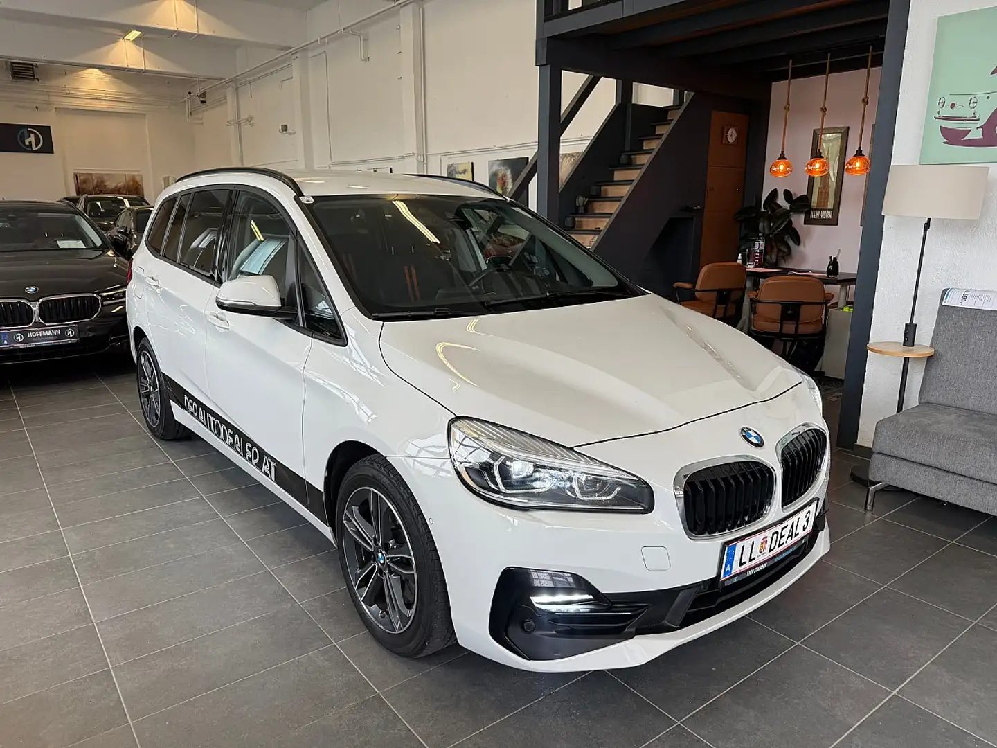 BMW 218 d Gran Tourer Sport Line Aut. LED/NAVI/SPIEGELP... Weiß - 1