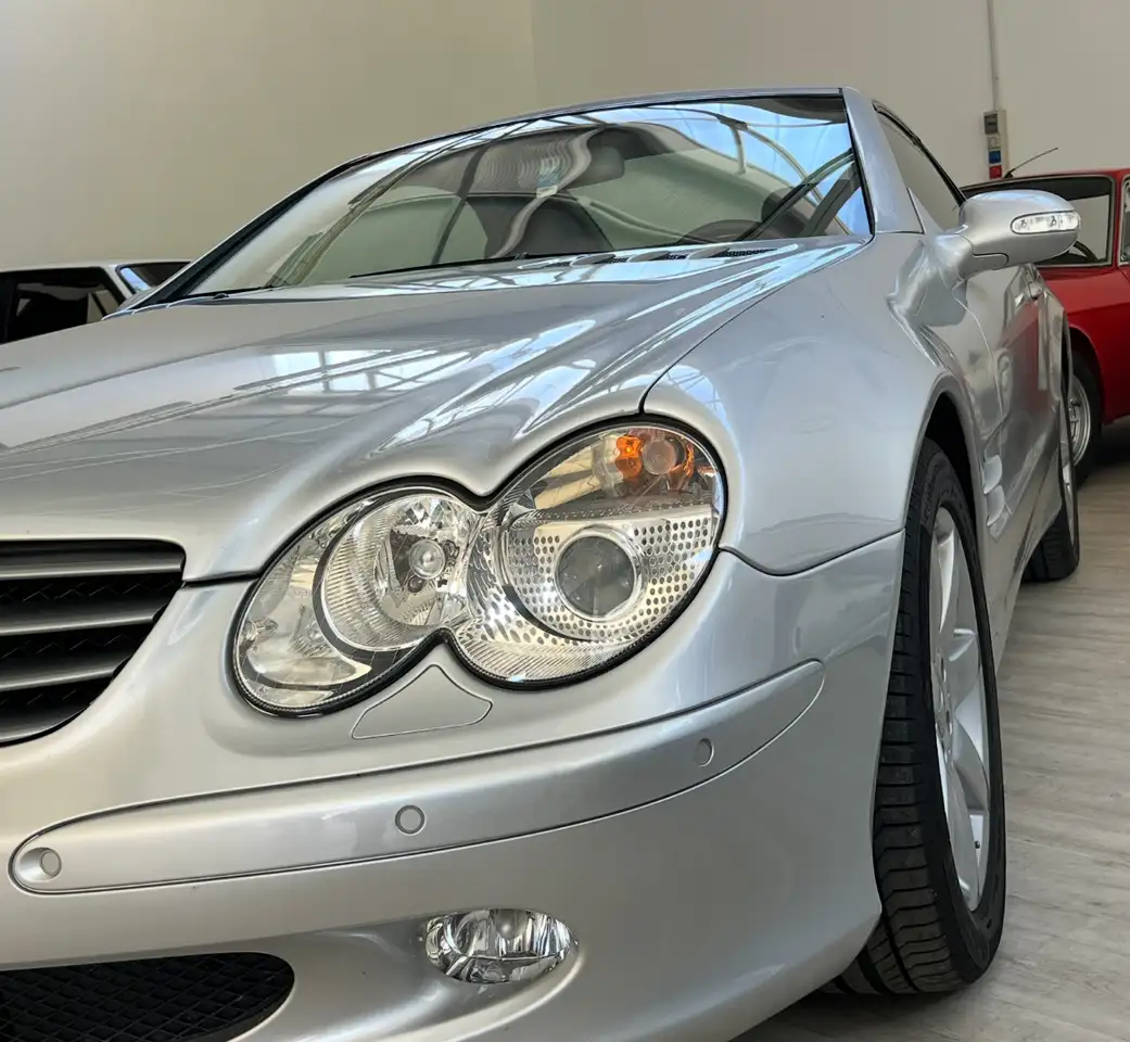 Mercedes-Benz SL 500 V8, foto 1