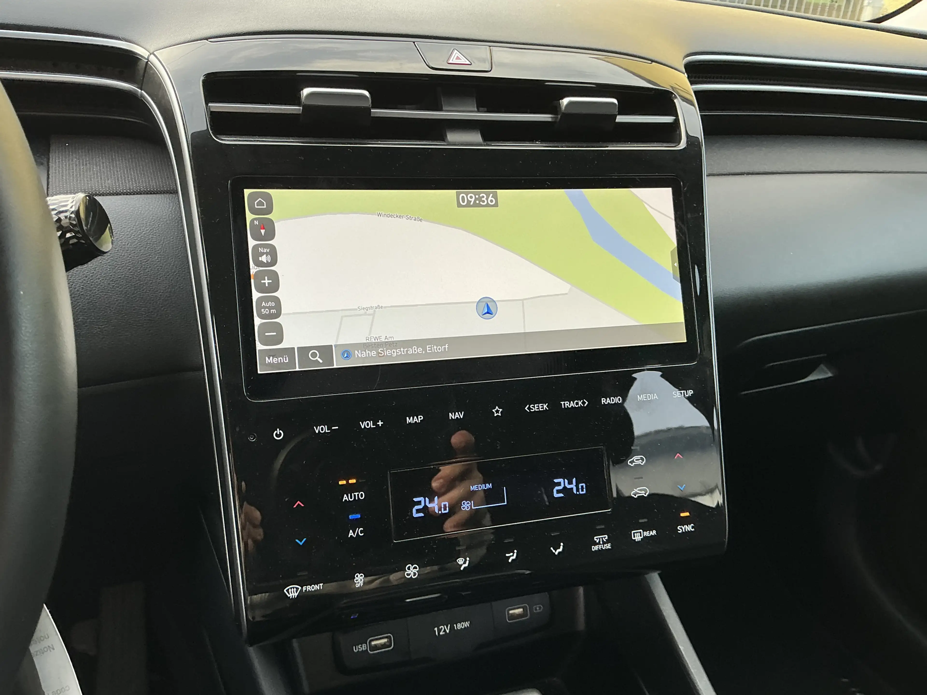 Hyundai TUCSON Select Mild-Hybrid R.Cam Navi ACC SHZ AHK — photo 11