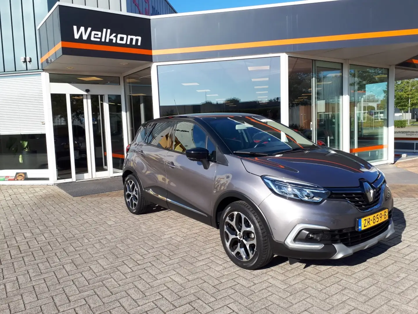 Renault Captur 1.3 TCe Intens | AUTOMAAT | TREKHAAK | PANORAMADAK Grijs - 1