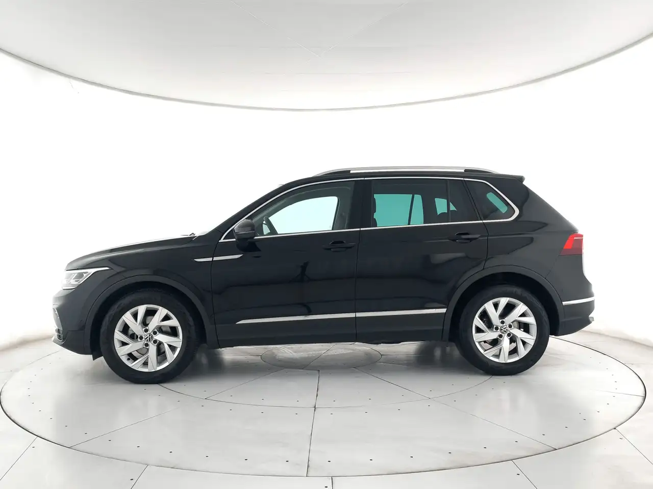 2023 Volkswagen Tiguan 2.0 tdi Elegance 150cv dsg CAMERA+ACC+C.18", photograph 8