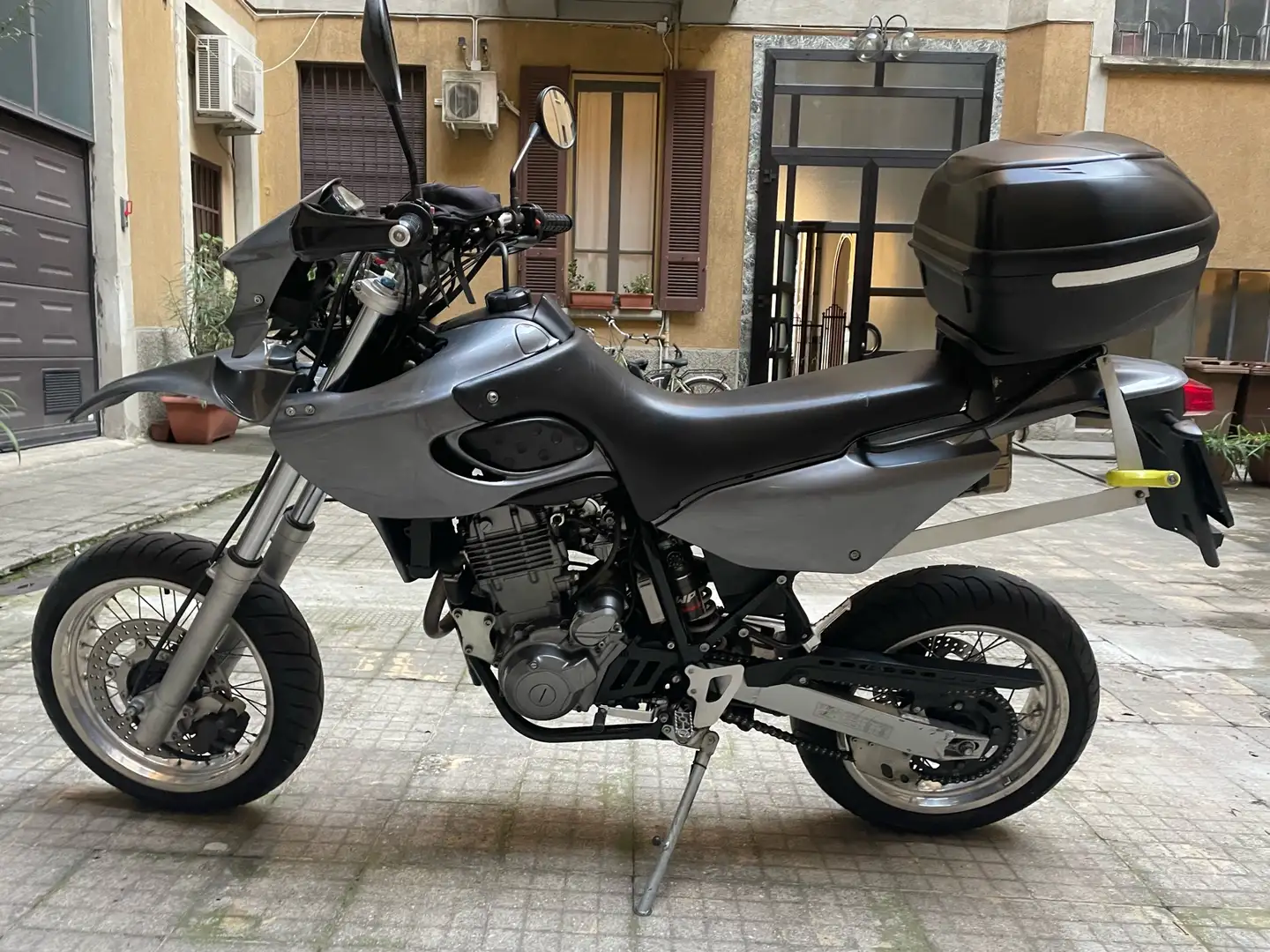 MZ 660 Supermoto - 1