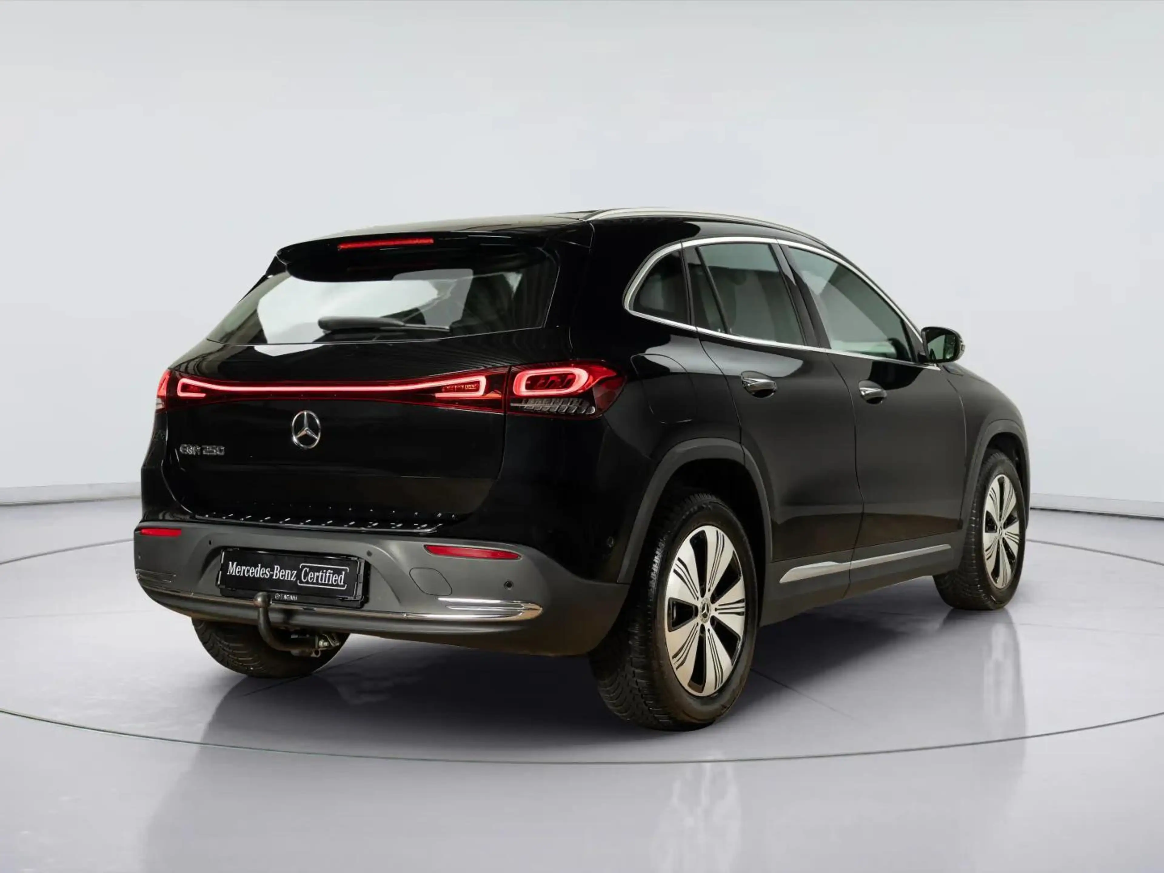 Mercedes-Benz EQA 250 Business Solution Luxury 67 kWh | Panorama dak — photo 2