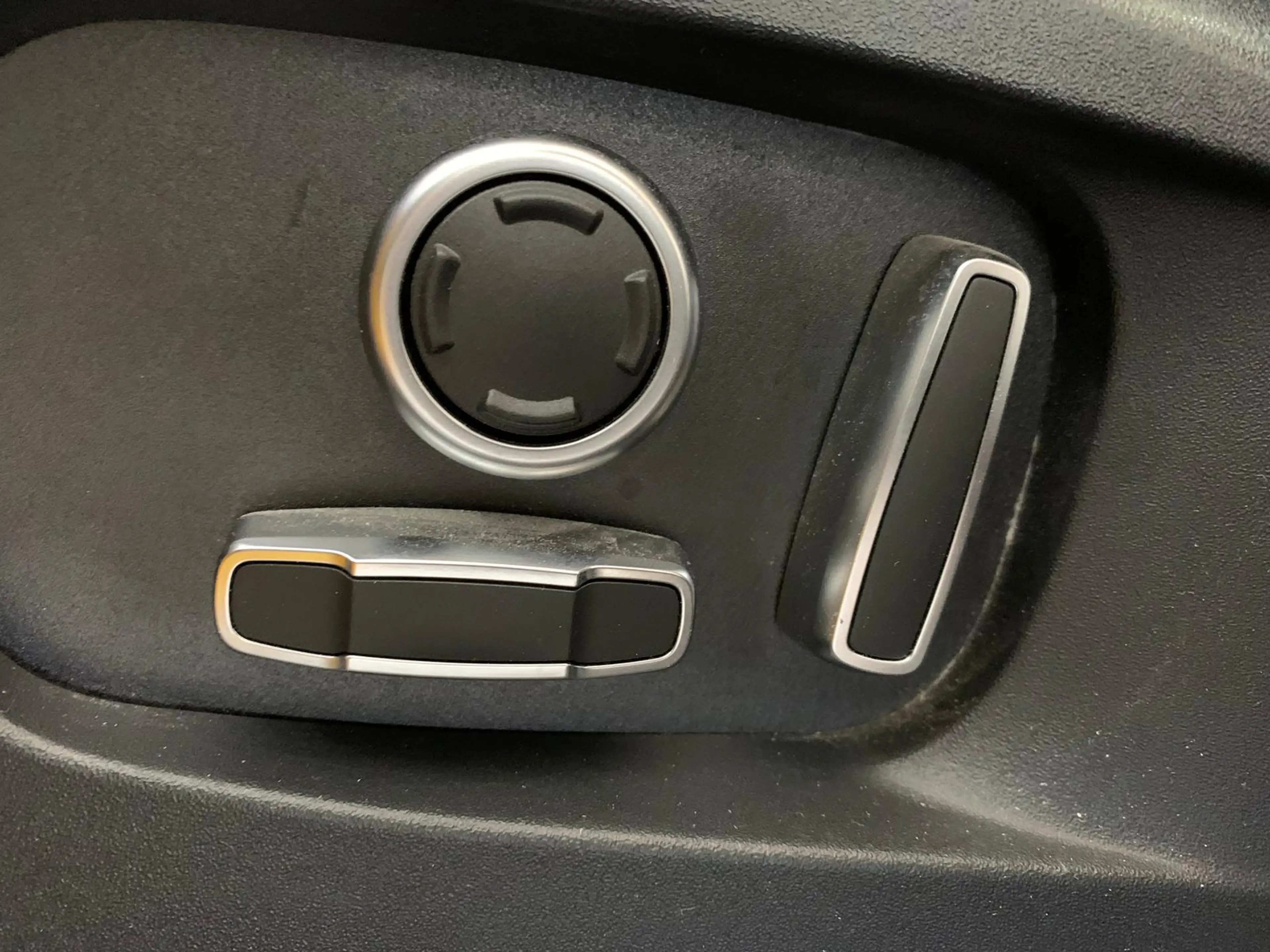 Jaguar F-Pace P400 E ACC|ILS-LED|DigiCockp.|Shz|Leder — photo 11