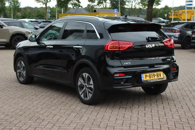 Kia E-Niro view 4
