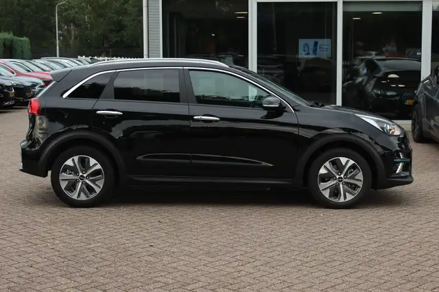 Kia E-Niro view 5