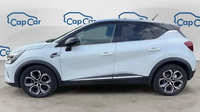 Renault Captur view 2