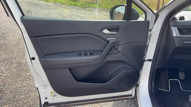 Renault Captur view 7
