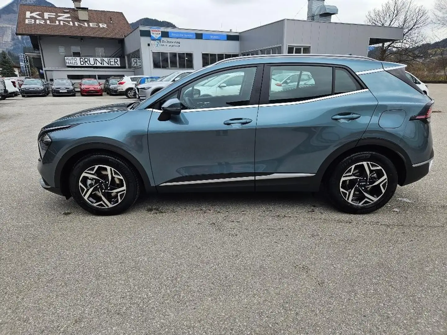 Kia Sportage 1,6 CRDI Silber Grau - 2