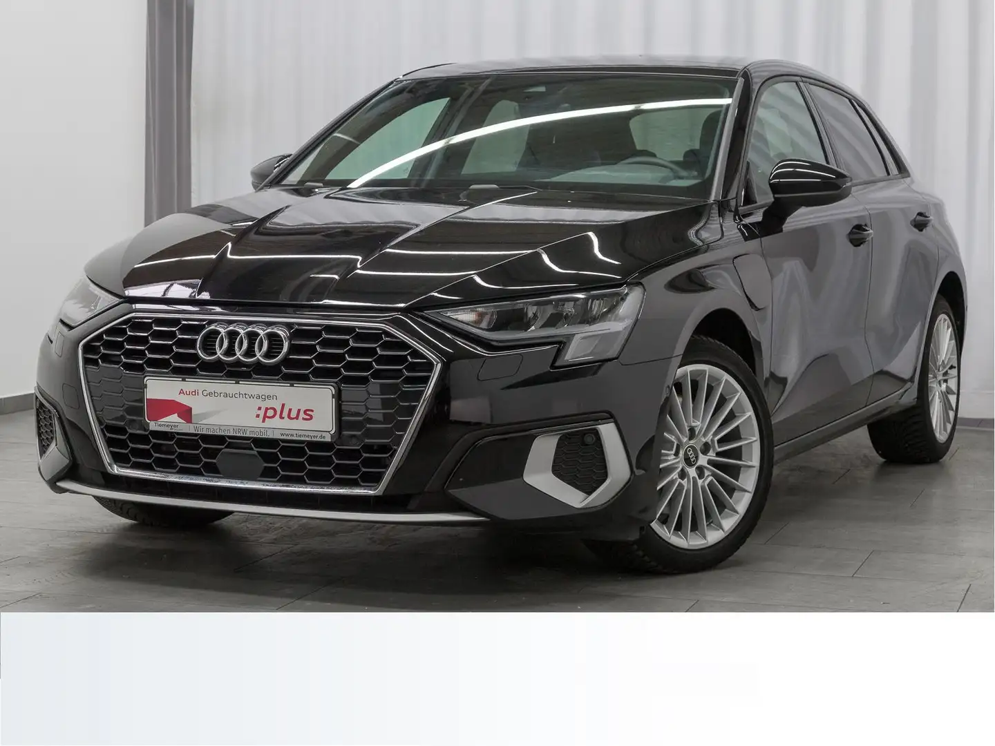 Audi A3 40 TFSI e ADVANCED  LED PANO Schwarz - 2