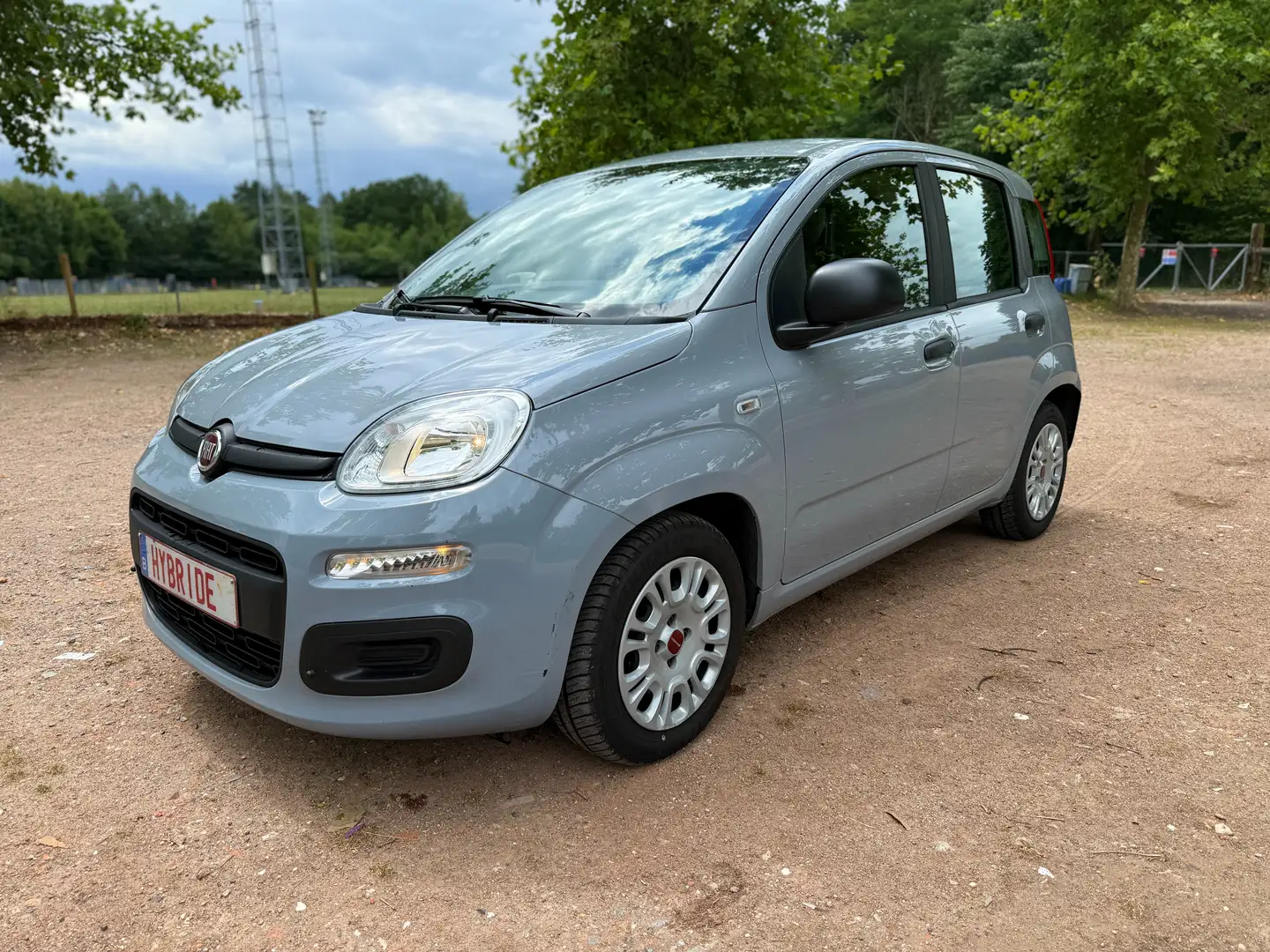 Fiat Panda Panda 1.0 GSE Hybrid City Life Grijs - 2