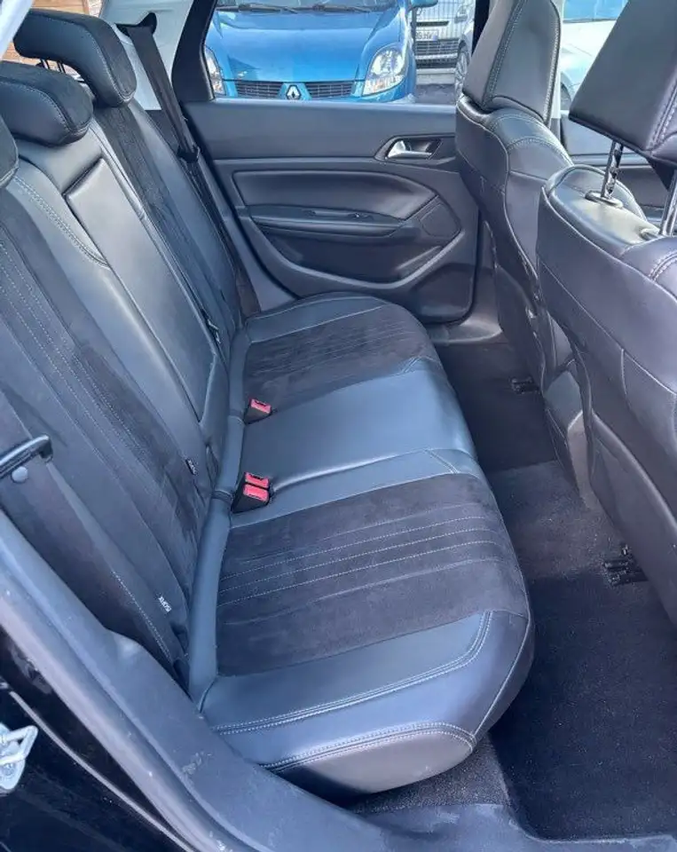 Peugeot 308 308 SW — photo 11
