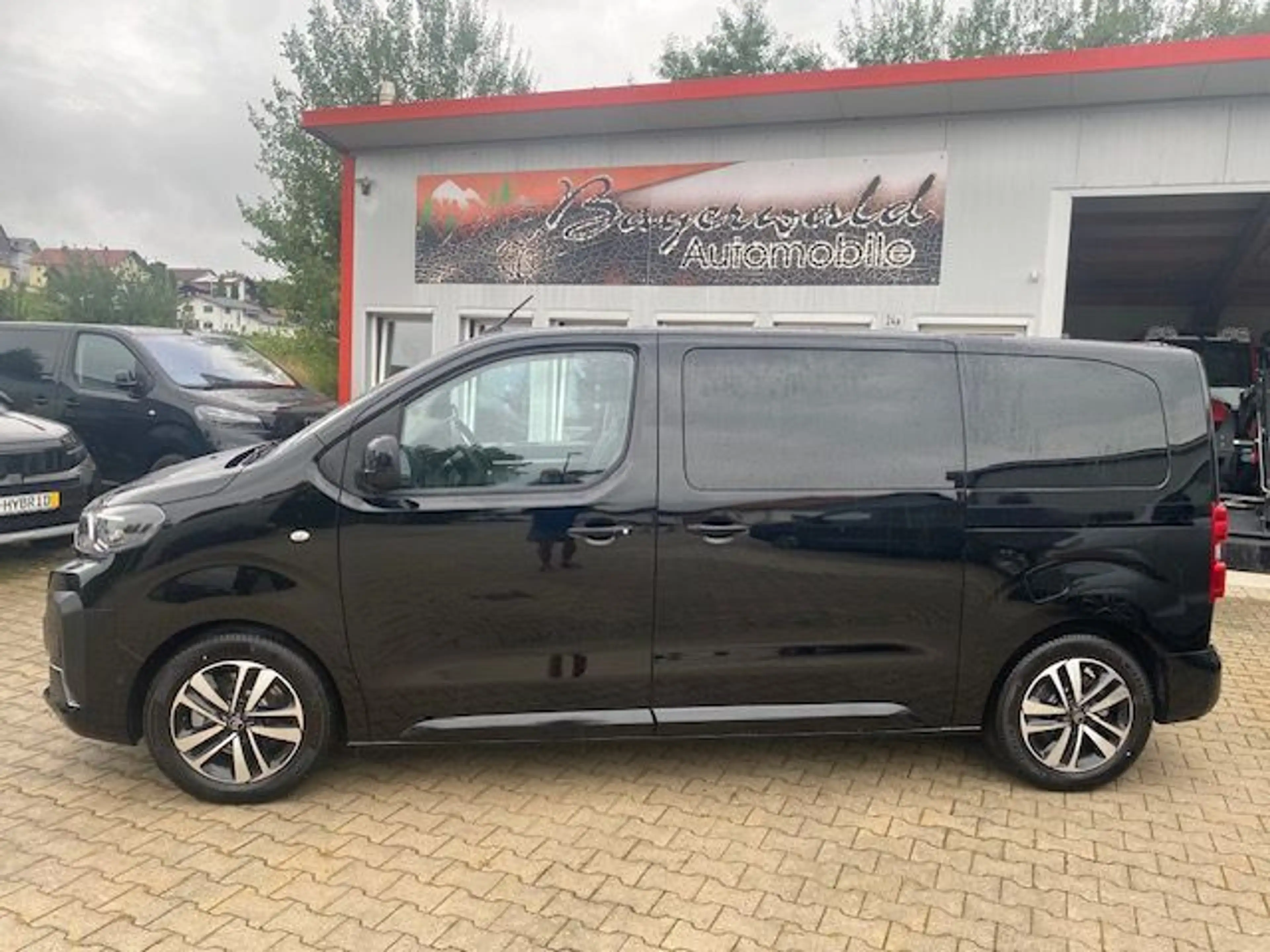 Citroen Spacetourer Max M 6-Sitze Navi Leder SHZ Kamera — photo 2