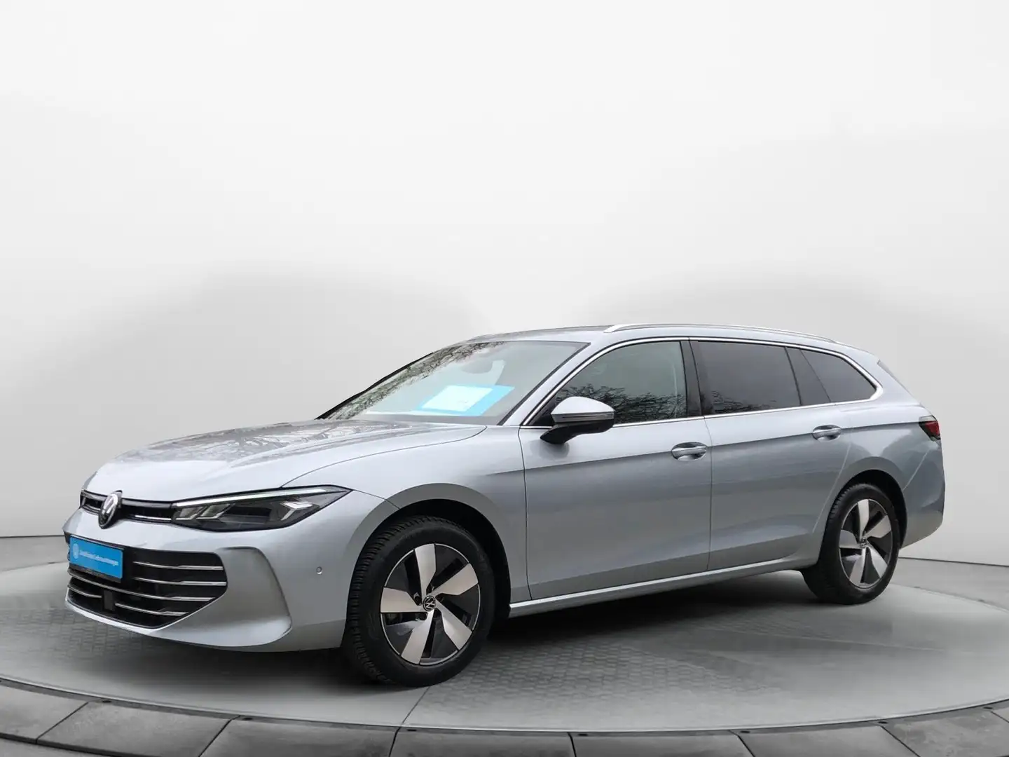 Volkswagen Passat Variant 1.5eTSI Business DSG Navi LED AHK Silber - 2