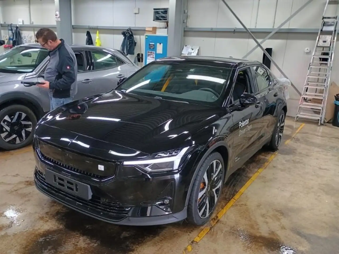 Polestar 2 8kWh Long Range Dual Performance Pilot*Plus - 1