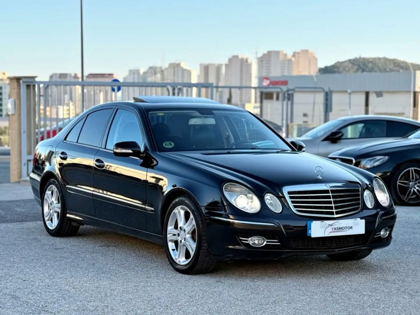 Mercedes-Benz E 320 320CDI Avantgarde 7G Negro - 1