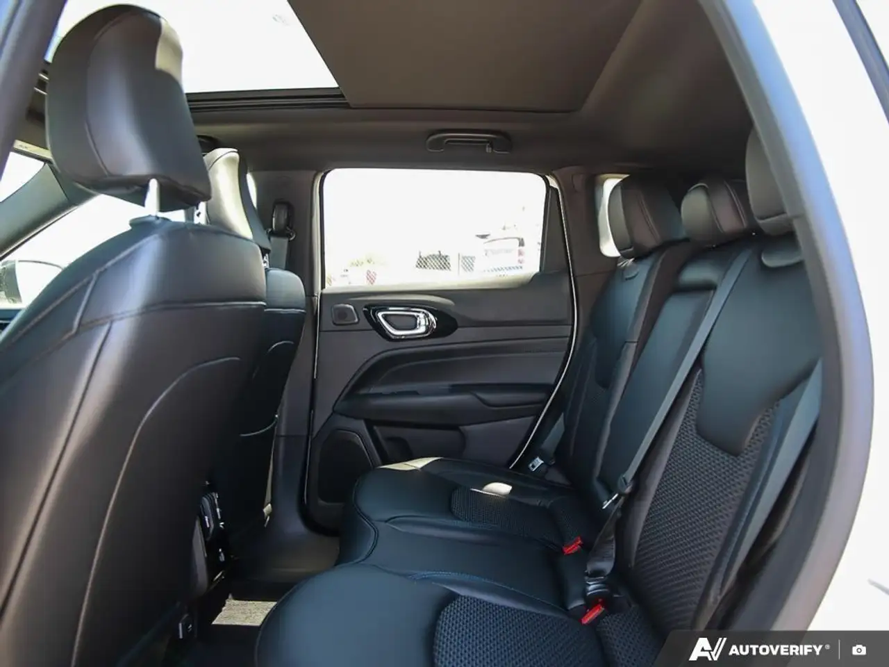 Jeep Compass fotografie Jeep Compass