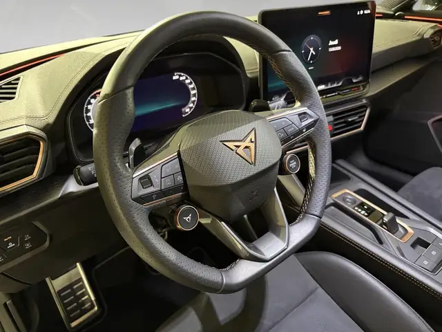 Cupra Formentor view 8