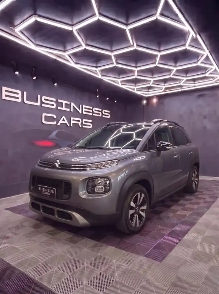 Citroen C3 Aircross BlueHDi 100 Live — photo 1 of 9
