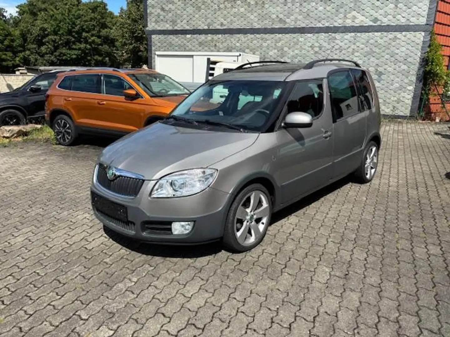 Skoda Roomster 1.4 16V Scout +Edition+PANORAMA+2.HAND+ Beige - 2