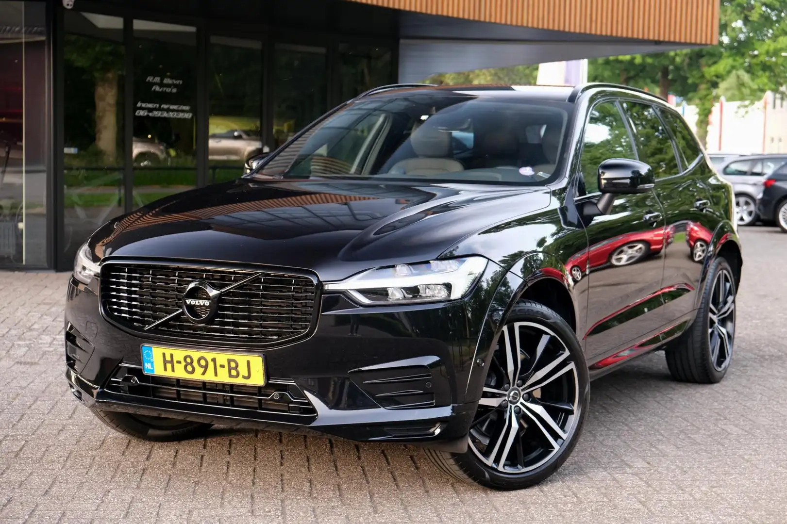Volvo XC60 2.0 B5 R-Design/Bowers&Wilkins/250PK!/PilotAssist/ Negro - 1