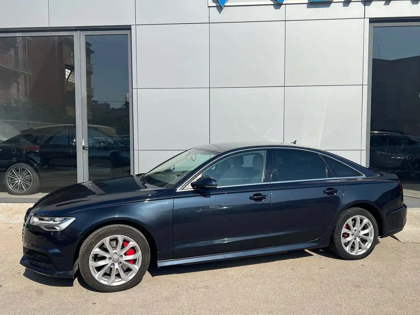 Audi A6 3.0 tdi Business Plus quattro 272cv s-tronic Blu/Azzurro - 2