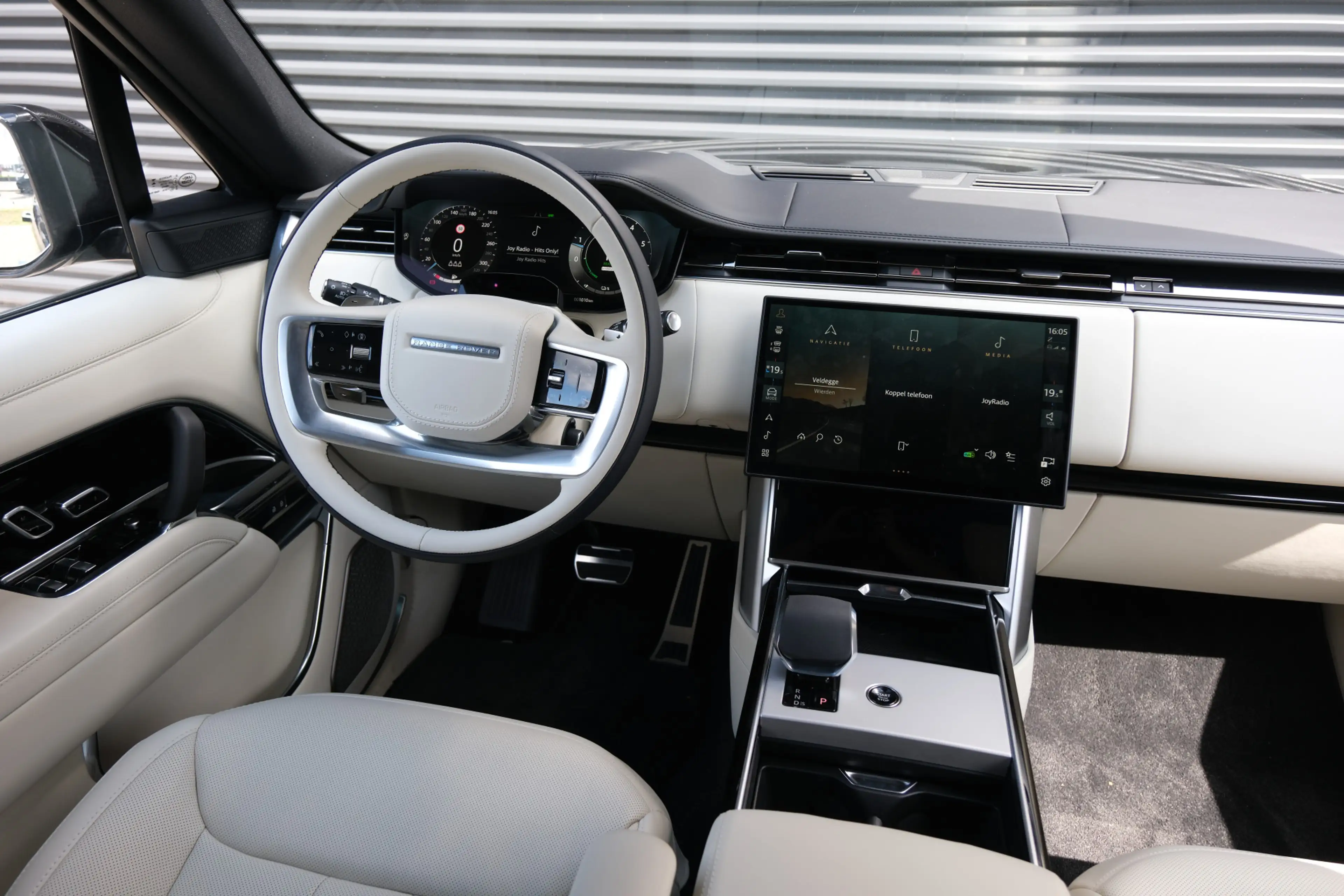 Land Rover Range Rover P550e Autobiography | NP € 198.631,-| Elektrische — photo 3