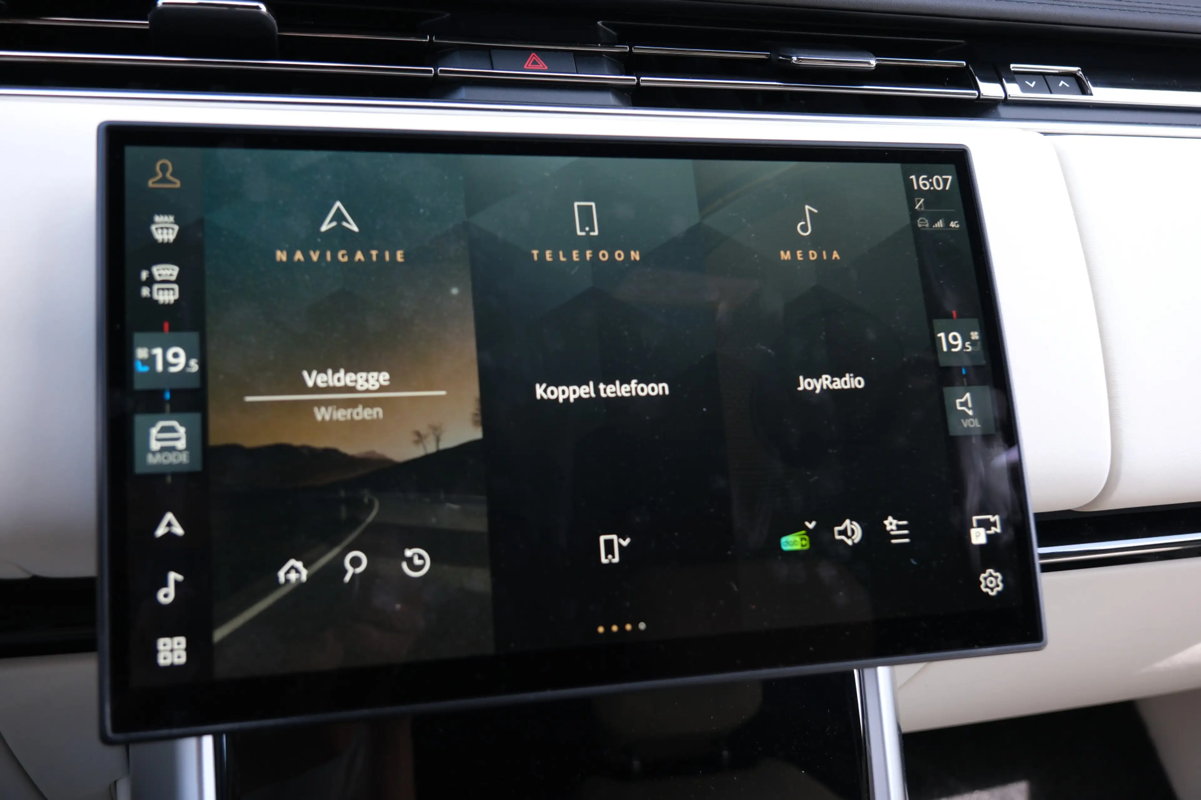 Land Rover Range Rover P550e Autobiography | NP € 198.631,-| Elektrische — photo 36