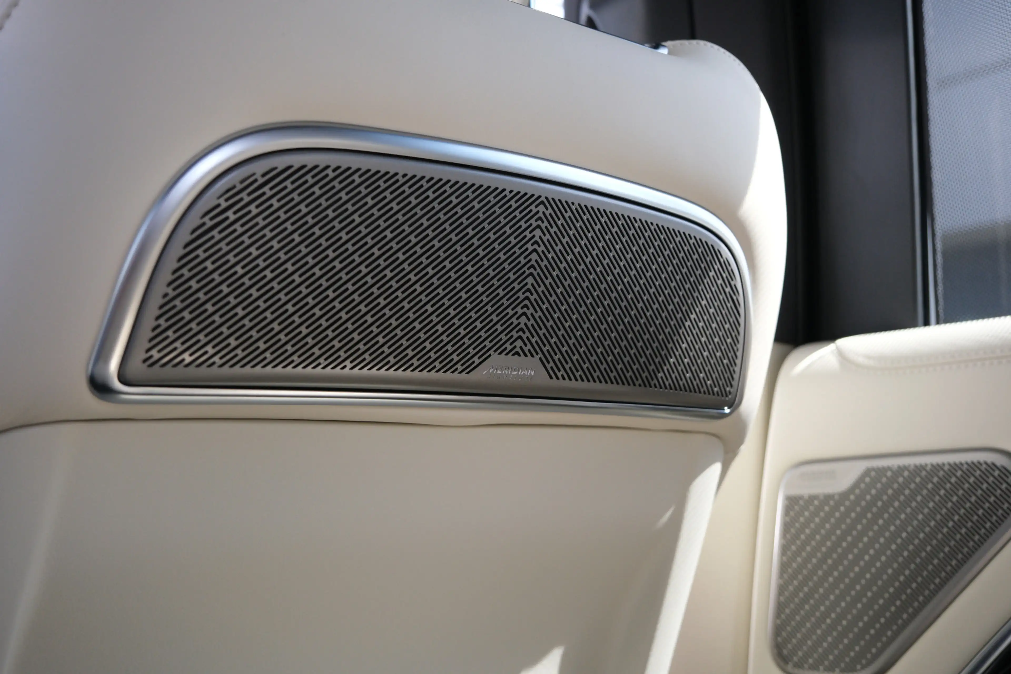 Land Rover Range Rover P550e Autobiography | NP € 198.631,-| Elektrische — photo 33