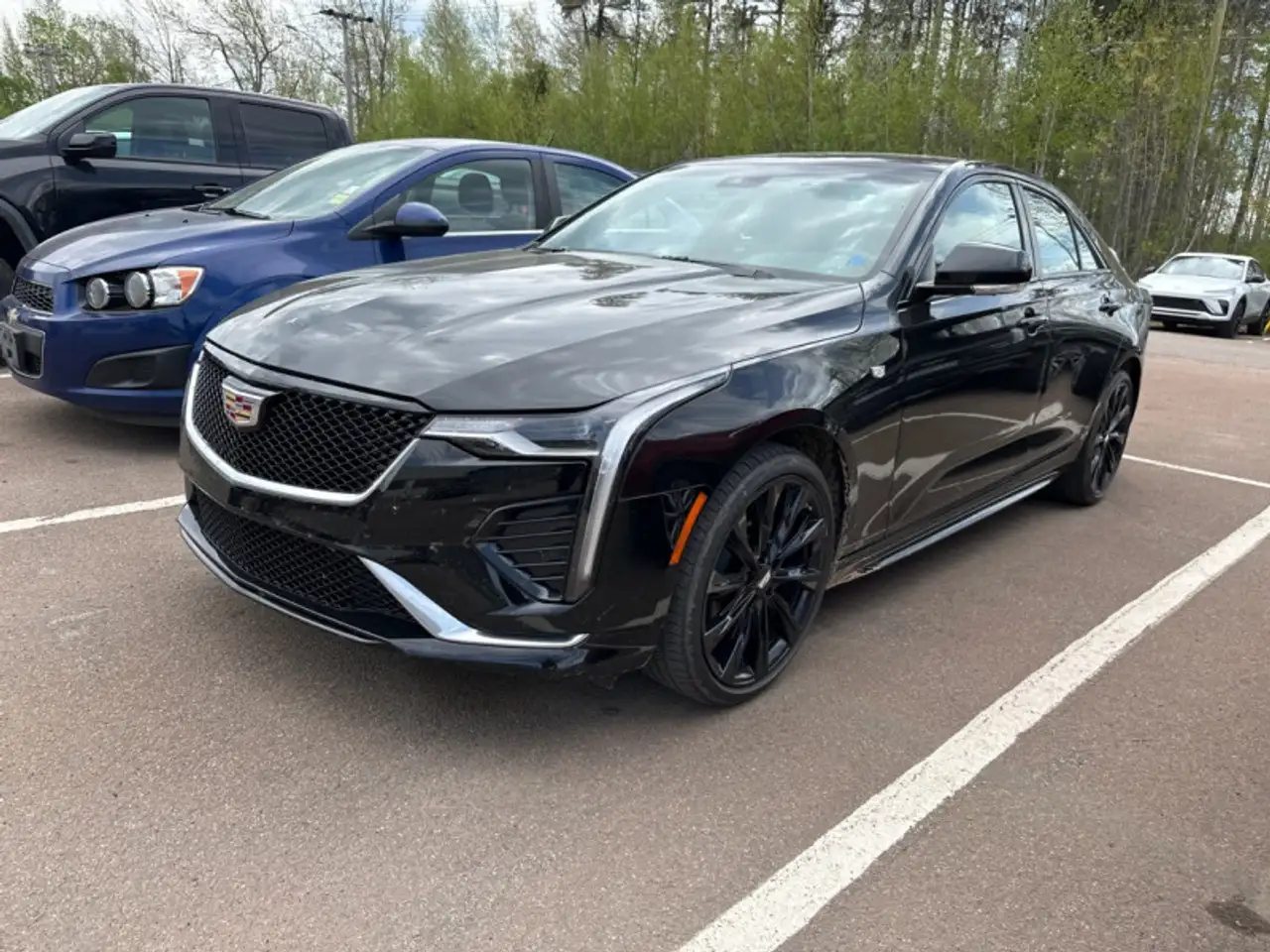 Cadillac CT4 снимка Cadillac CT4
