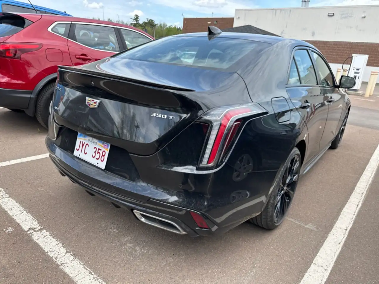 Cadillac CT4 снимка Cadillac CT4