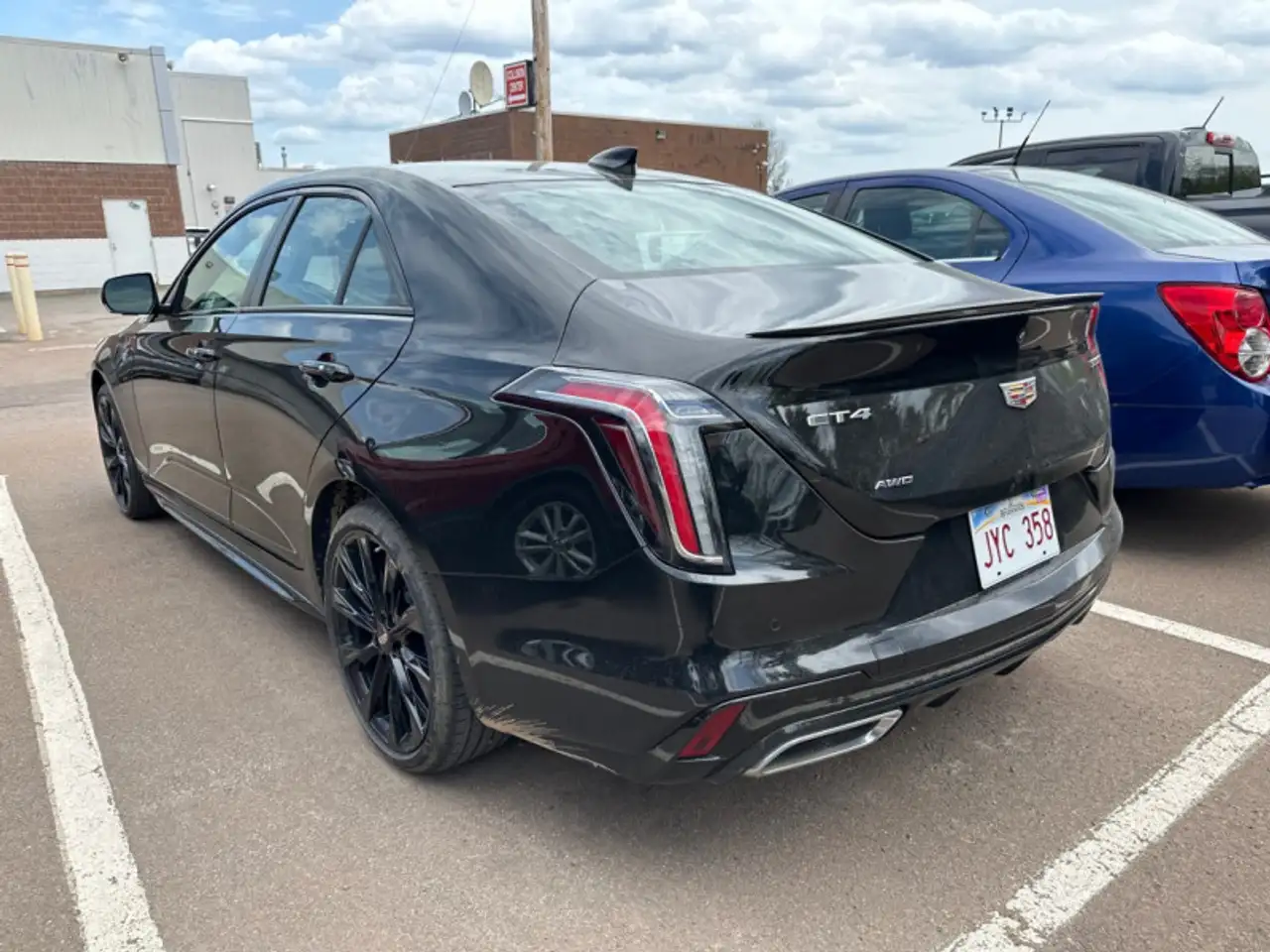 Cadillac CT4 снимка Cadillac CT4