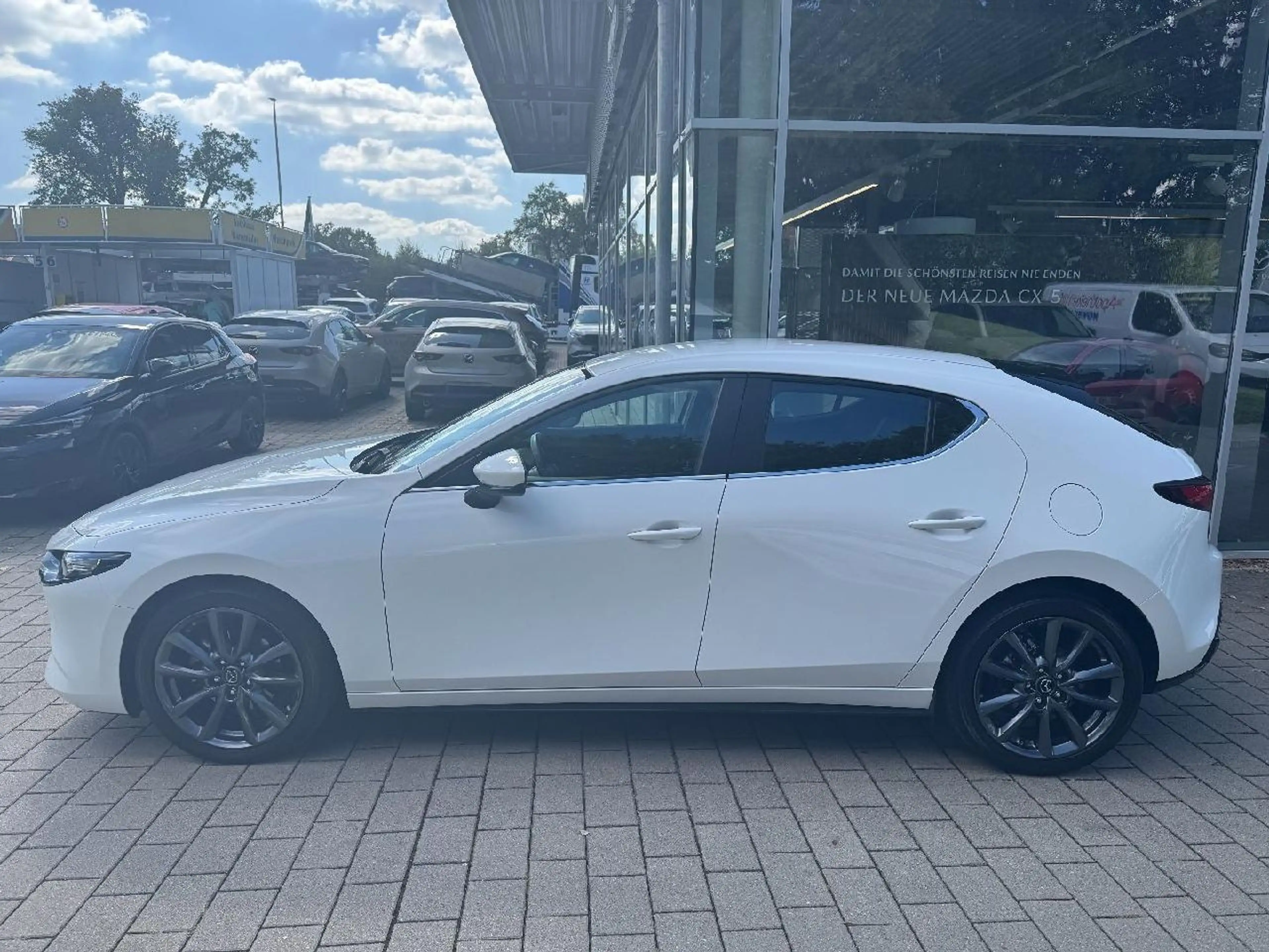 Mazda 3 3 SKYACTIV-G 2.0 M Hybrid 6AG AL-SELECTION — photo 3