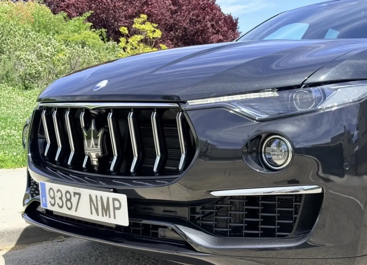 Maserati Levante 2022 — фото 11