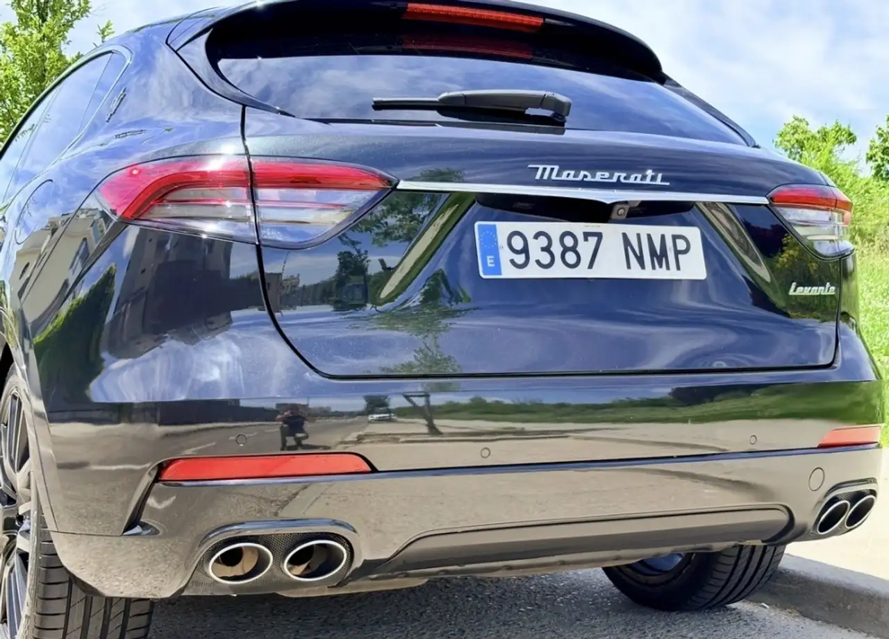 Maserati Levante 2022 — фото 13