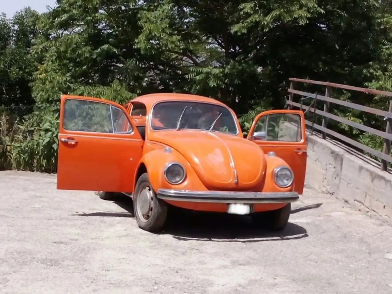 Volkswagen Maggiolone 1300 LS anno 1971, foto 2