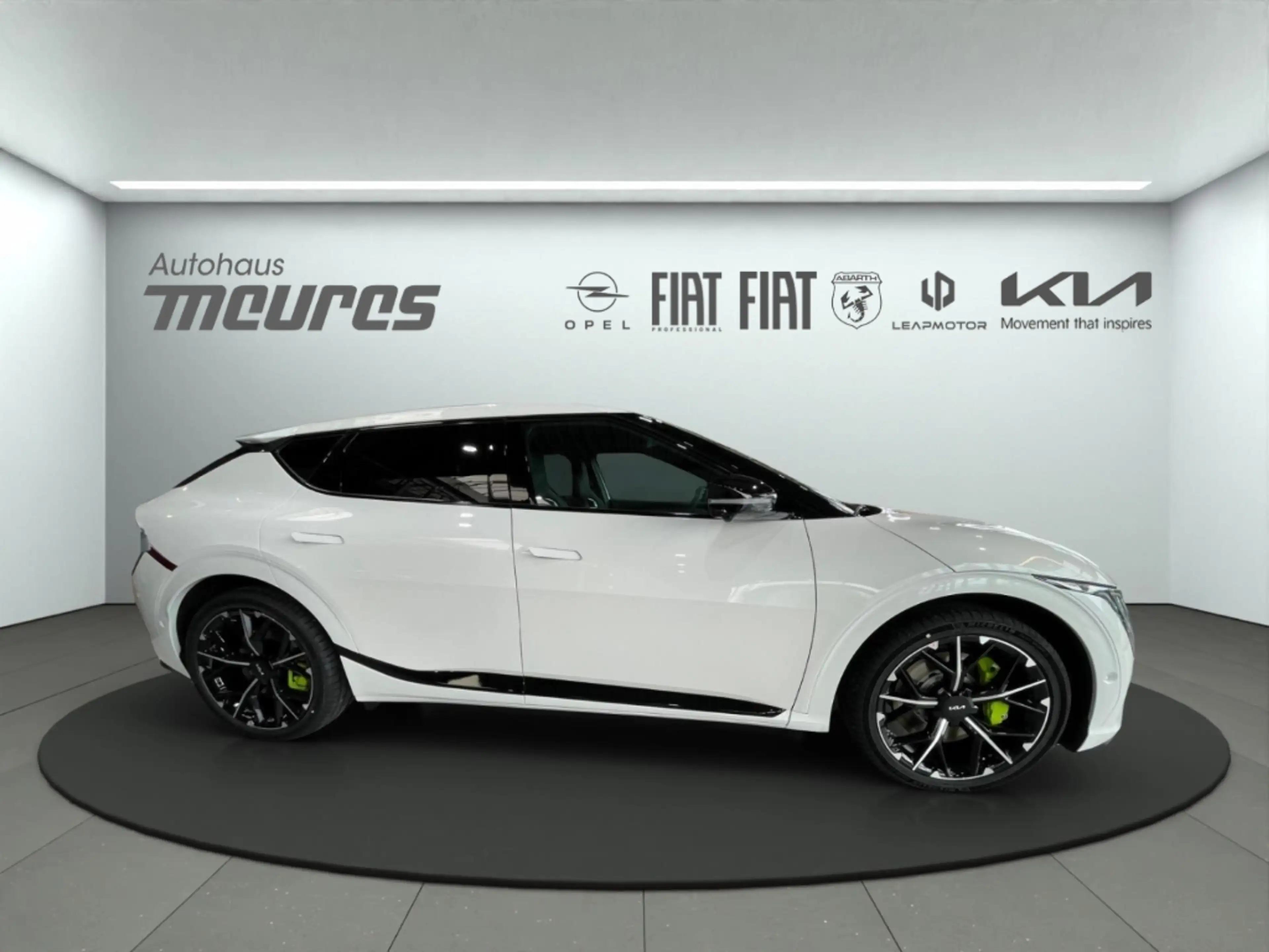 Kia EV6 GT 84 kWh 609 PS Panoramadach Allrad El. Heckklapp — photo 5