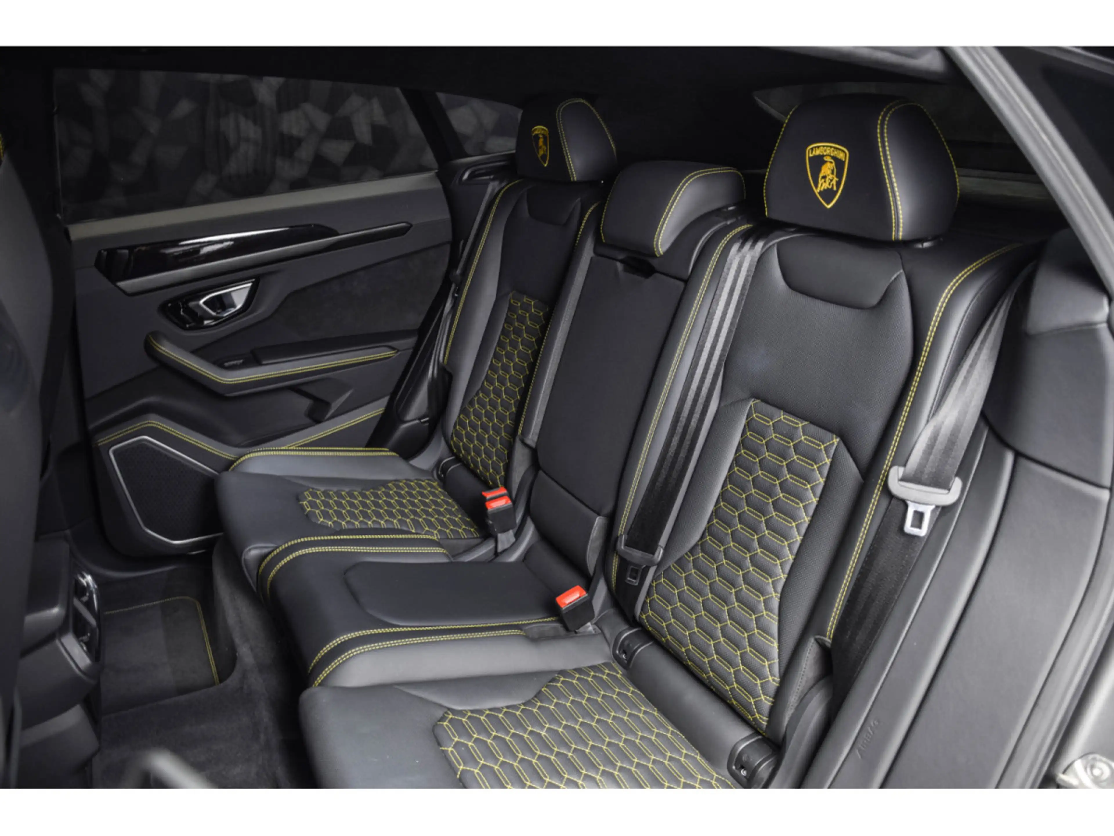 Lamborghini Urus V8 AKRAPOVIC - GRIGIO KERES — photo 12