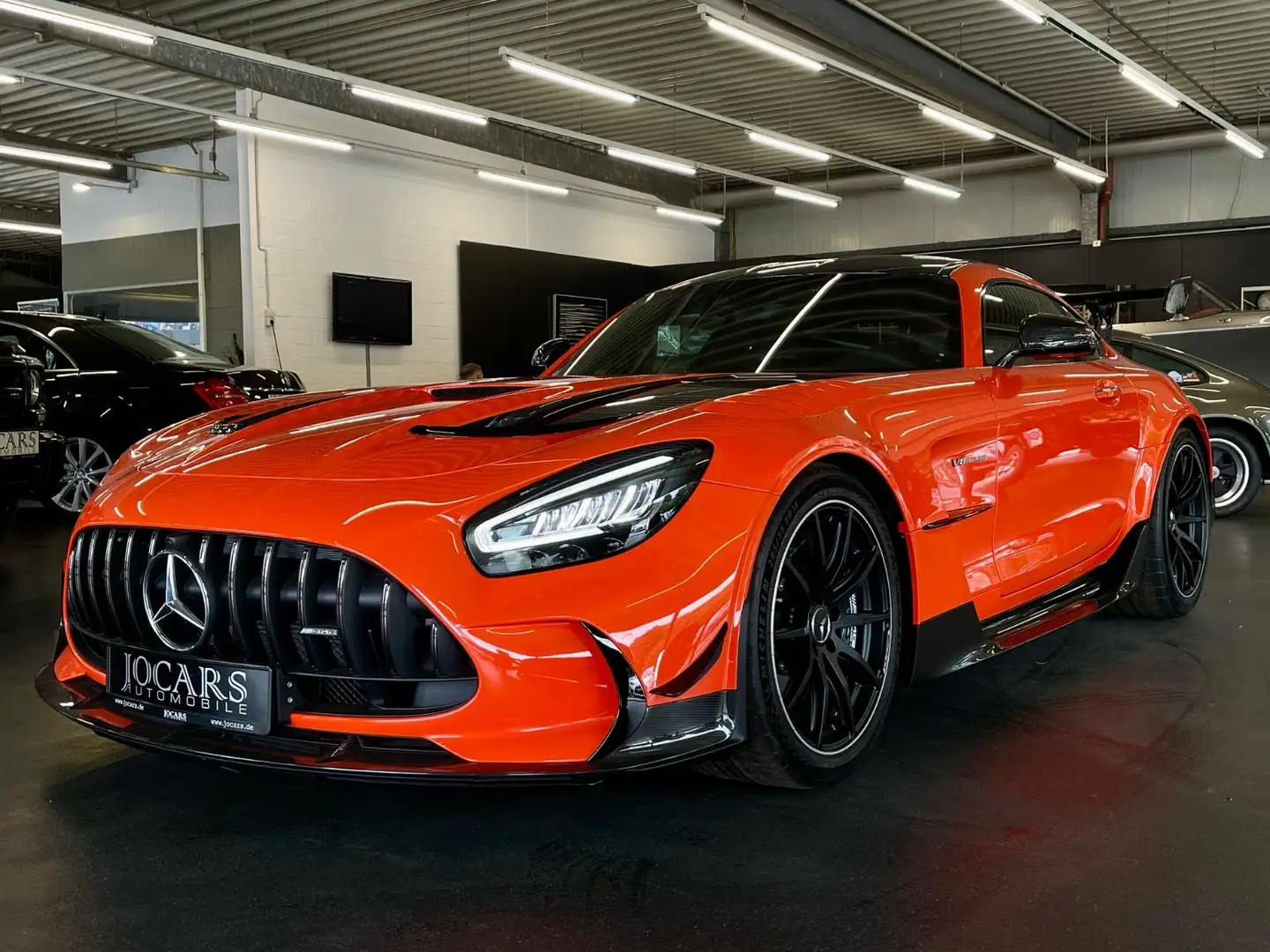Mercedes-Benz AMG GT Black Series/TrackPac/FullCarbon/NEU Orange - 1