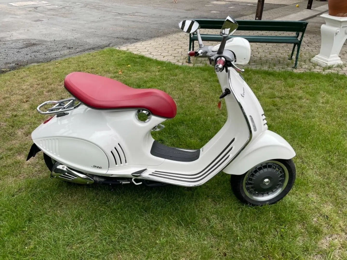 Vespa 946 3f Beige - 1
