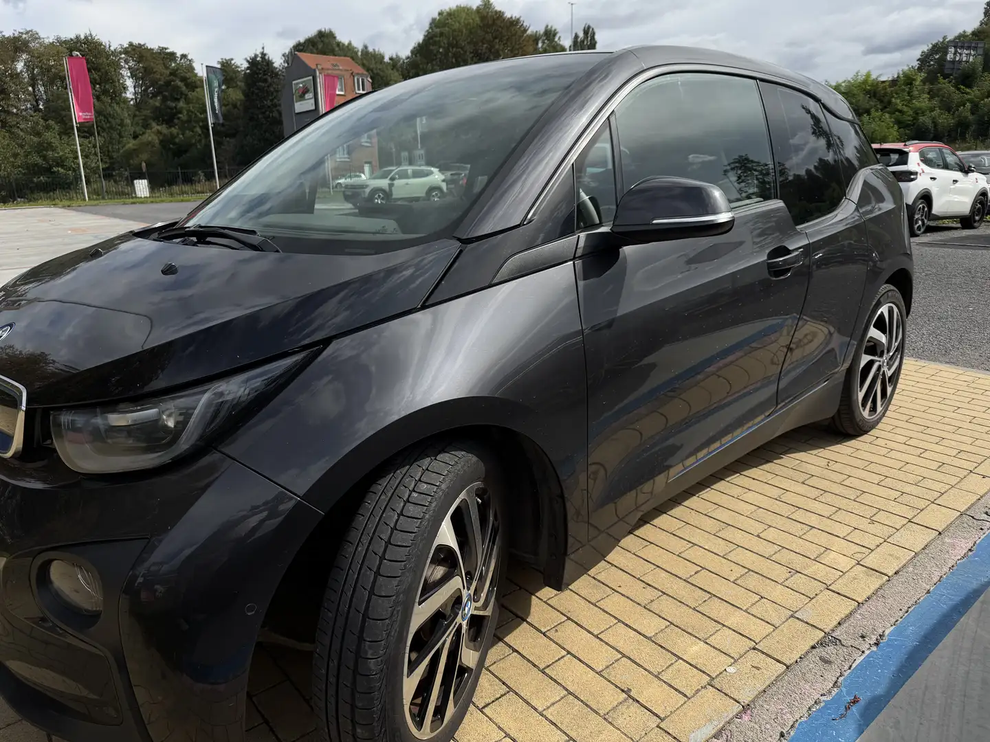 BMW i3 Advanced 60ah / radius +/- 100km - 1