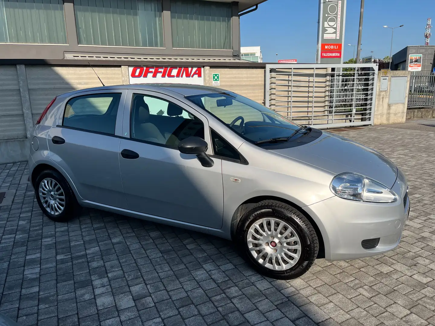 Fiat Grande Punto 5p 1.2 Actual  Solo 73000 Km !! Ok Neopatentati !! Argento - 2