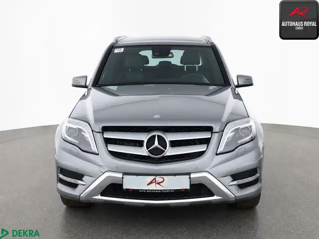 Mercedes-Benz GLK view 8