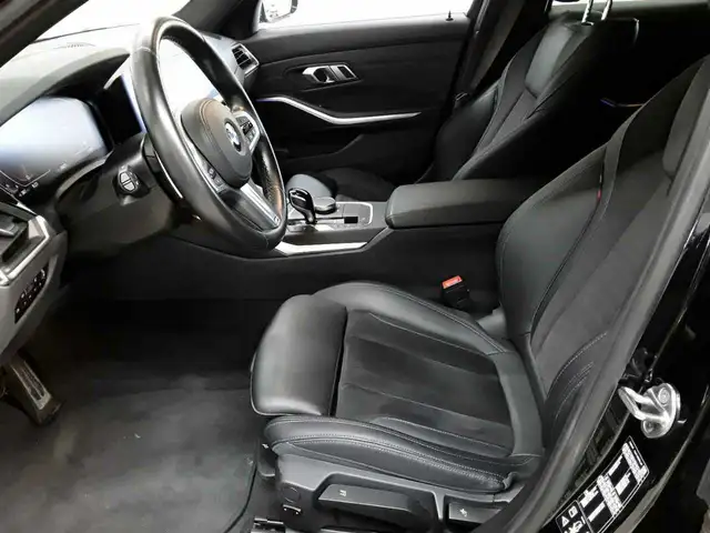 BMW 3 Series view 7