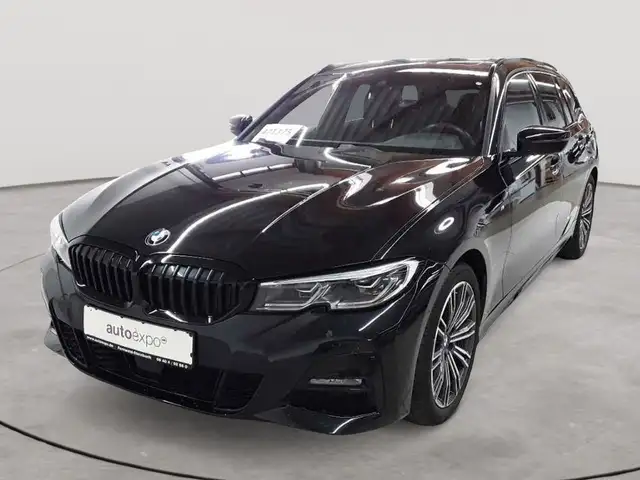 BMW 3 Series view 2