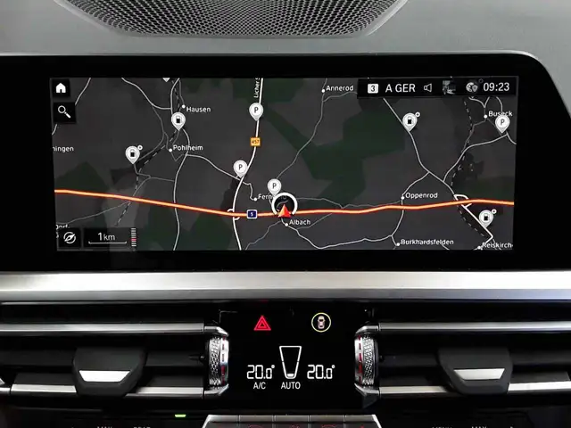 BMW 3 Series view 12